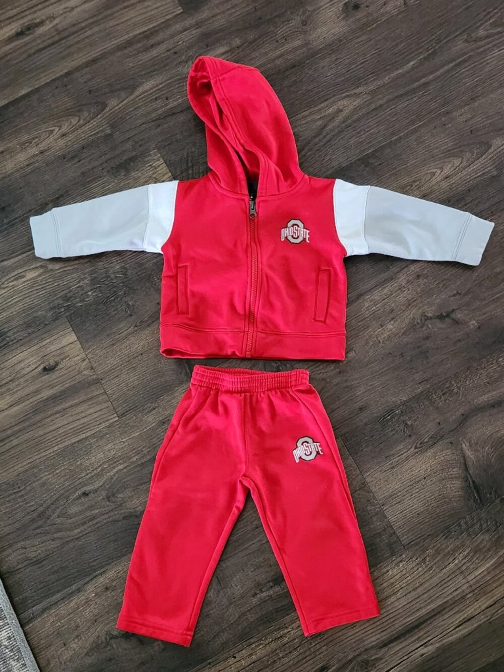 Infant Ohio State Track Suit Size 18 months, from Gen2